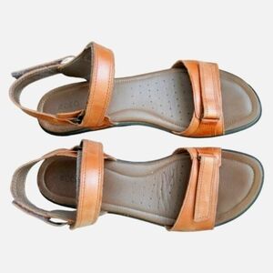 Ecco light brown / mahogany leather Velcro strap sandals size 42